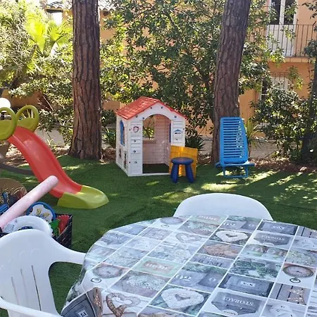 Con Jardin A 11 Metros De La Playa. Cg. Apartment Palamos