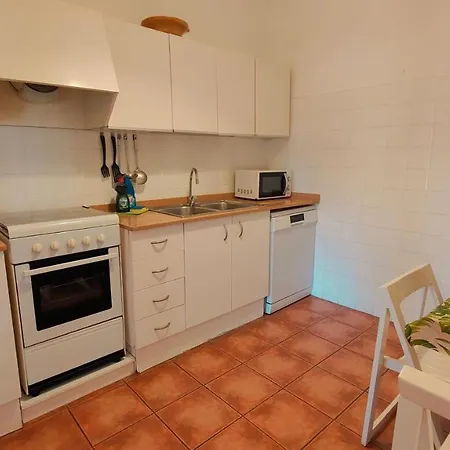 Apartment Con Jardin A 11 Metros De La Playa. Cg.
