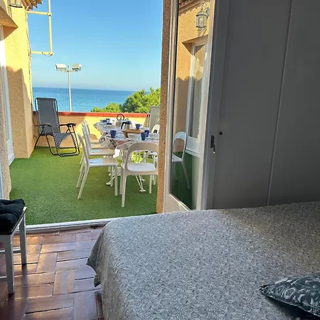 Con Jardin A 11 Metros De La Playa. Cg. * Palamos