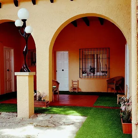 Apartamento Con Jardín A 11 Metros De La Playa. Cg. *